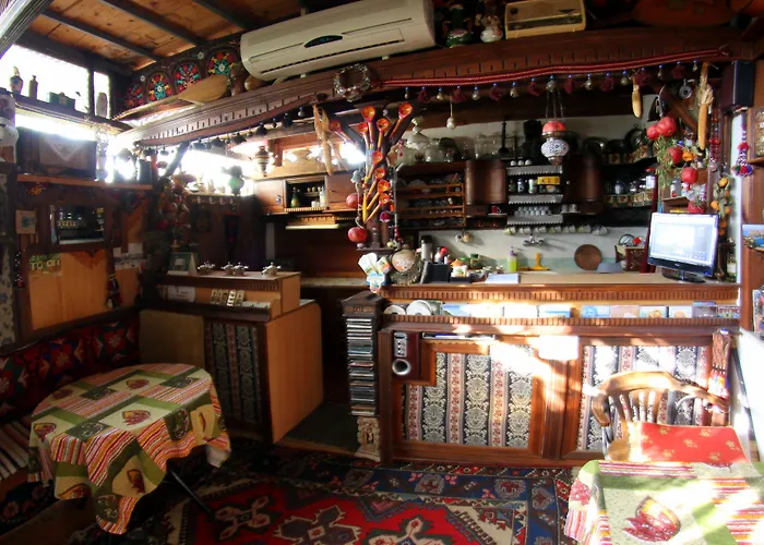 Homeros & Casa de hóspedes