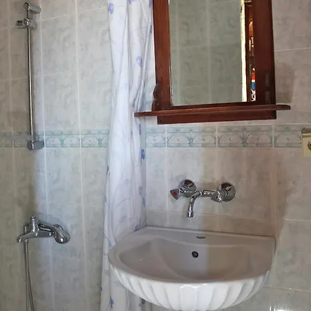 게스트하우스 Homeros & *